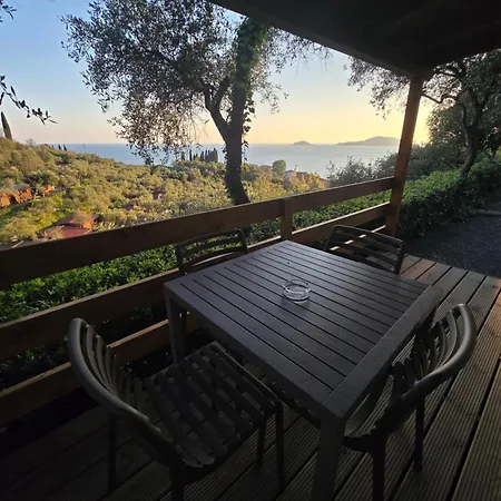 Gianna Golfo Dei Poeti Campsite *